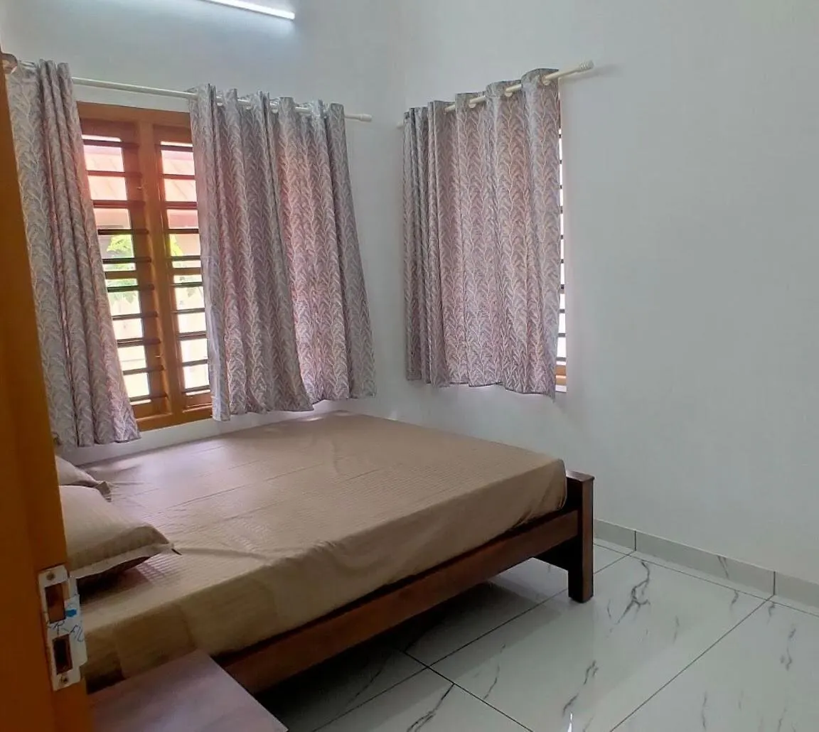 Karukutty Rental House Adur Villa